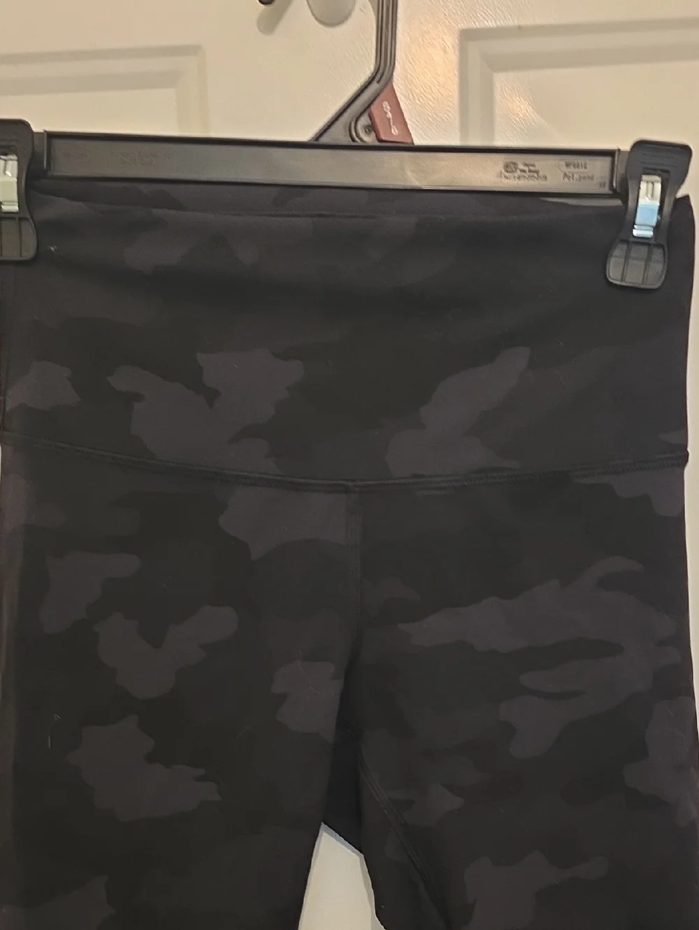 Lululemon Camo Capri